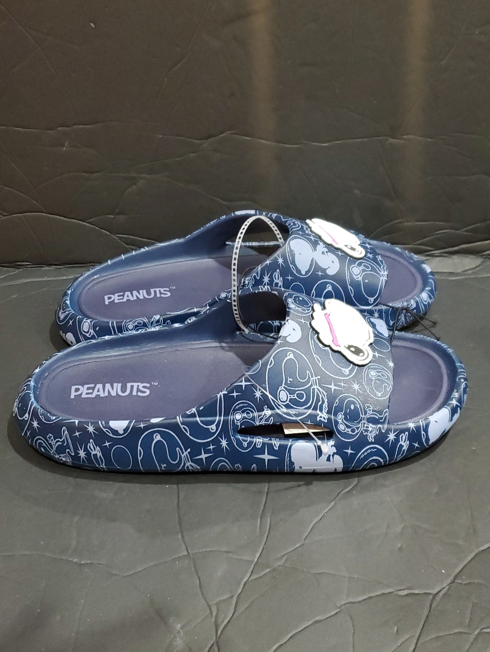 Peanuts Snoopy dark blue multi platform rubber pool slides size 10 brand new - Picture 8 of 8